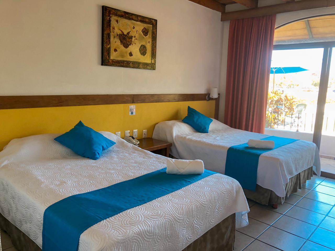 Hotel Pez Vela Manzanillo Exterior photo